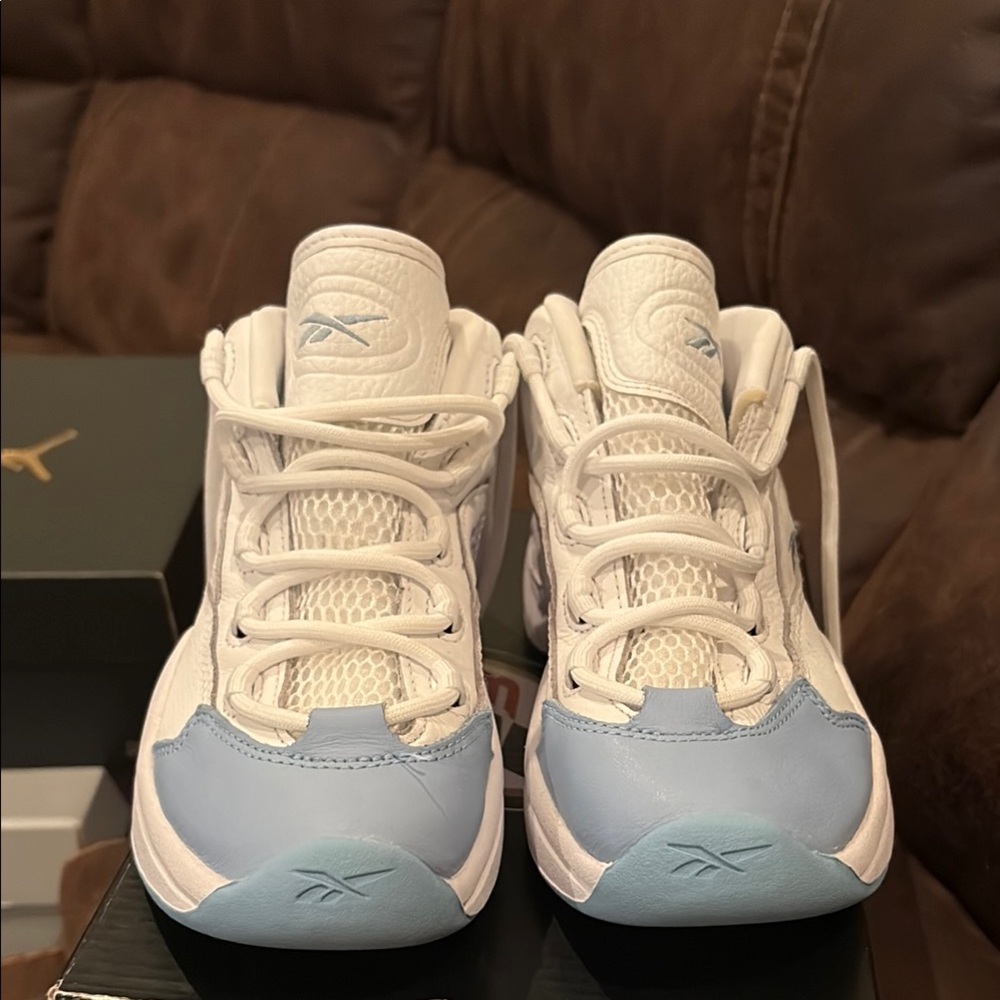 Allen Iverson Question Reebok White and Blue Sneakers Classic Design